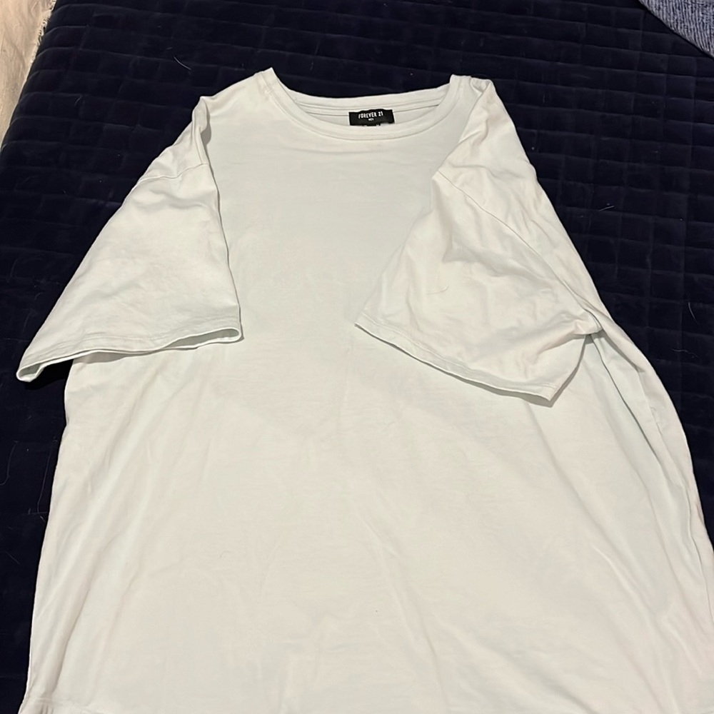 light blue scoop hemline forever 21 men’s top